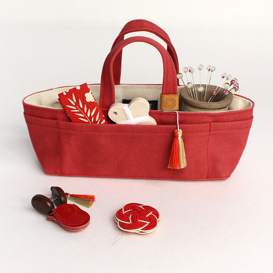 数量限定】豆道具入れのお裁縫セット あか – Cohana Online Store