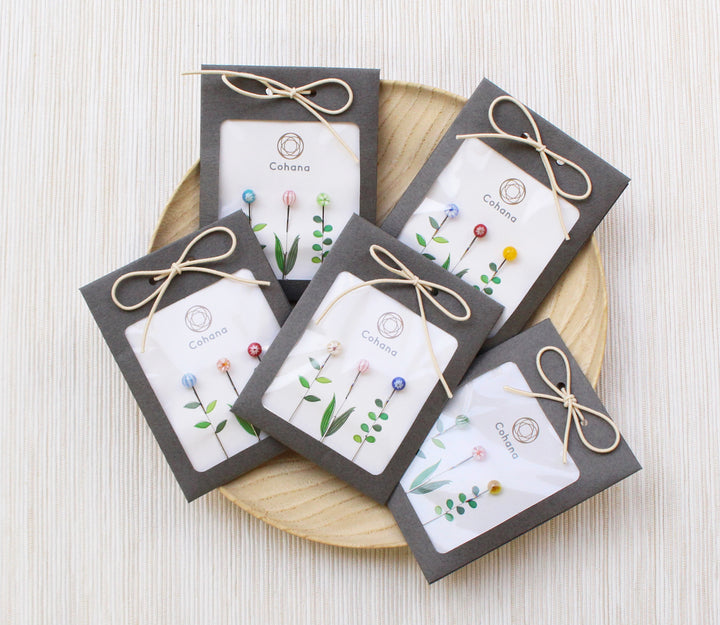 とんぼ玉の待針 (45-001)