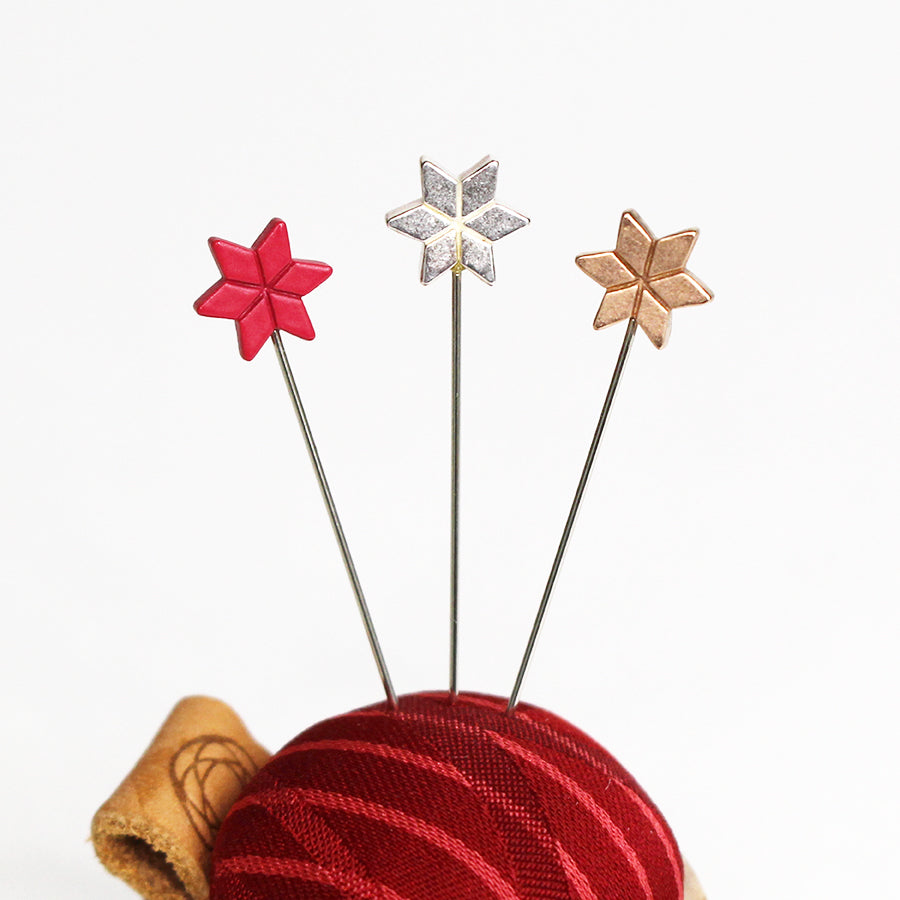 【数量限定・予約B:入荷11月下旬】ならの木底の道具入れ お裁縫セット あか