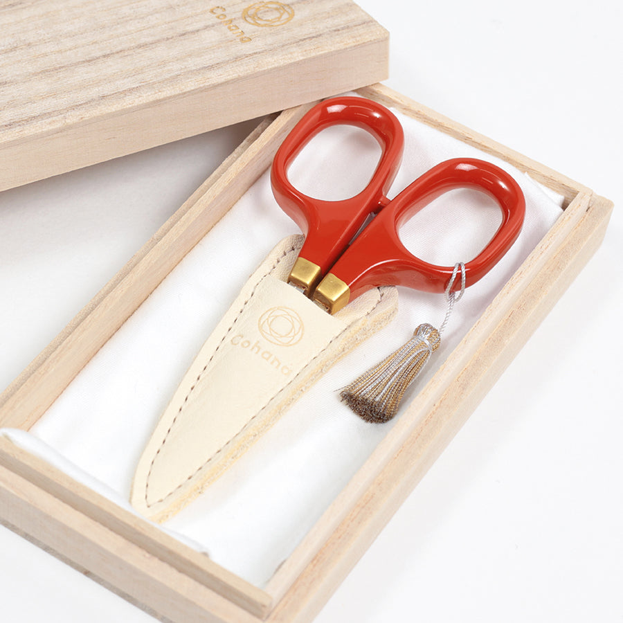 漆と金蒔絵の小ばさみ – Cohana Online Store
