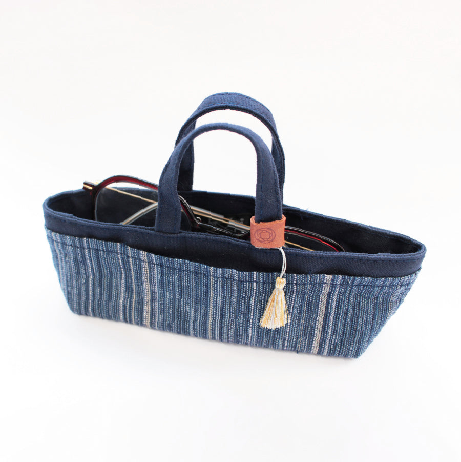 【数量限定・予約:入荷10月中旬】しじら織と帆布の豆道具入れ 紺藍 / 濃藍（本体のみ）
